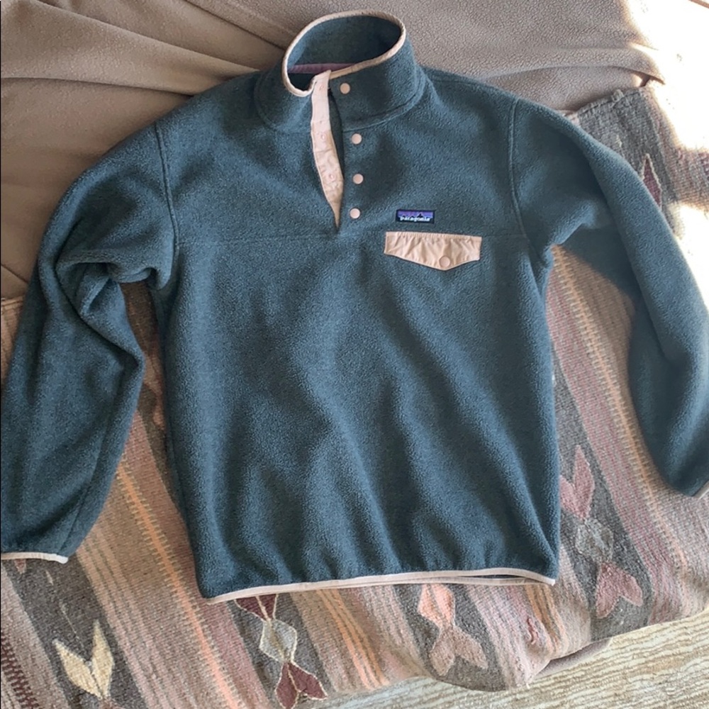 Patagonia Synchilla Grey Pink Pullover
